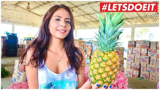 LETSDOEIT-1298 嫩到滴水的哥伦比亚极品学生妹初下海 白丝骚穴遭爆操颜射